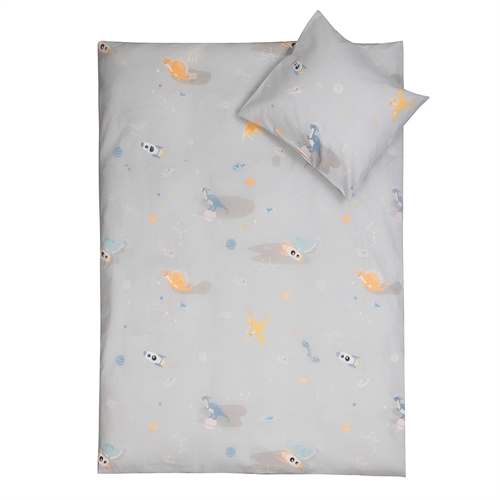 Junior sengetøj 100x140 cm - Gråt junior sengesæt med rum dinosaur - 100% blød bomulds sengelinned - Nordstrand Home