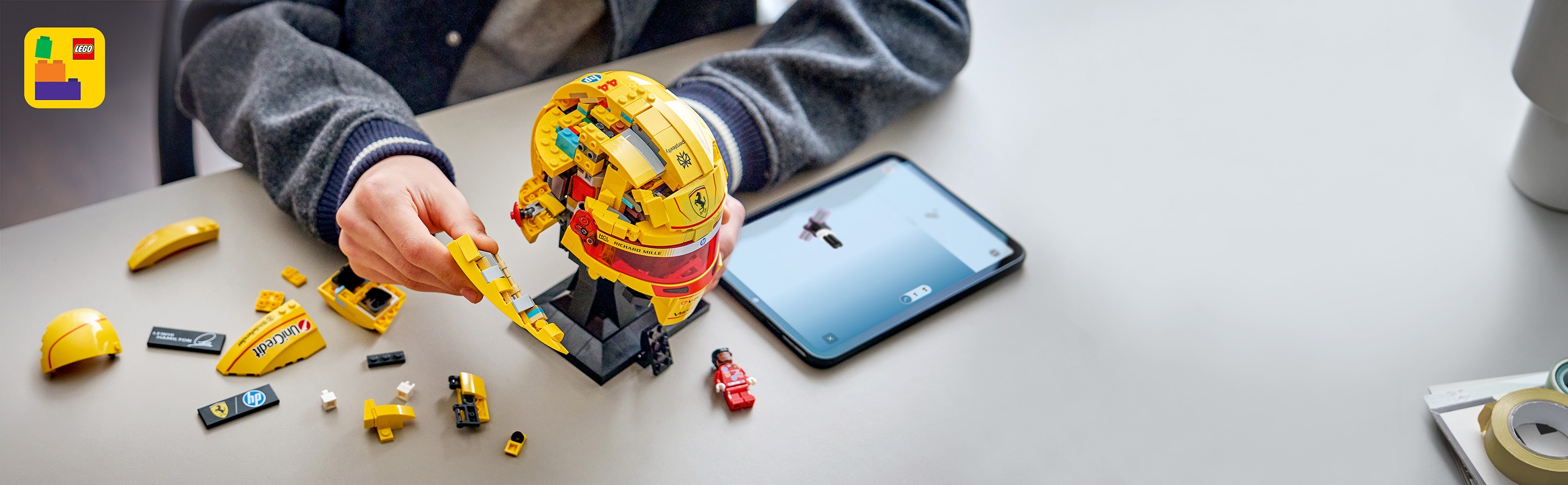 LEGO Editions Lewis Hamilton-hjelm 43022 byggeoplevelse