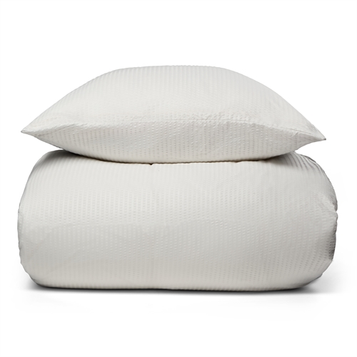 Bæk og Bølge sengetøj - Sengesæt i microfiber - 140x200 cm - Hvidt krepp sengelinned fra IN Style