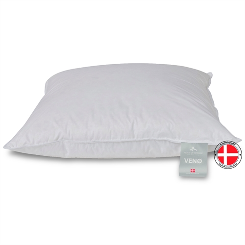 Hovedpude - Venø "Mellem" dunpude - 60x63 cm - 1 kammer - Quilts Of Denmark